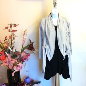 NWOT Princess Goes Hollywood Women's High Quality Silver Cardigan Sweater Jacket